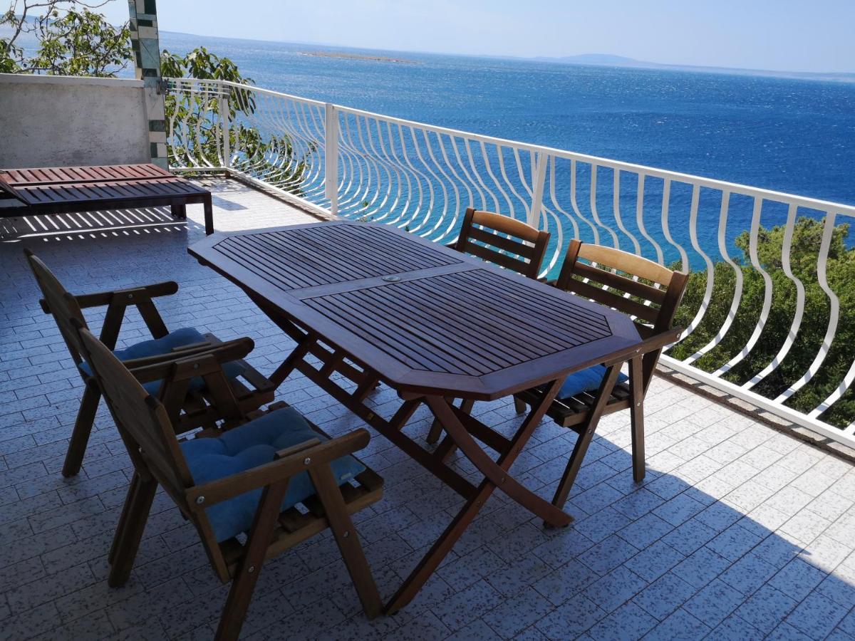 Apartments Bassi Stara Baška 外观 照片