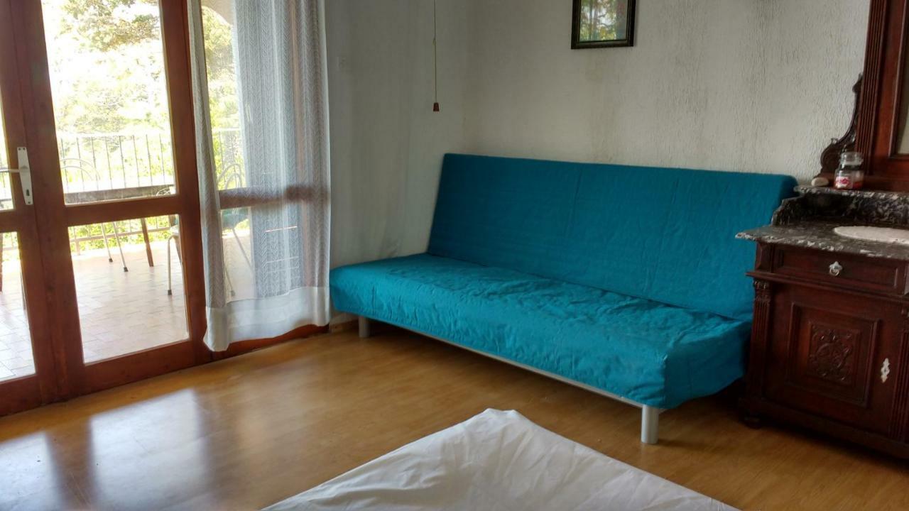 Apartments Bassi Stara Baška 外观 照片
